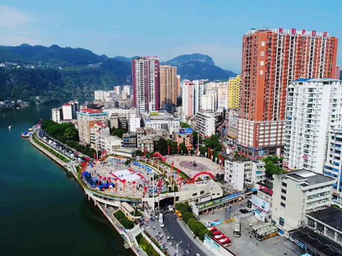 土家放歌迎宾来,碧波击水竞风流 清江画廊杯 2018全国马拉松游泳锦标赛圆满成功