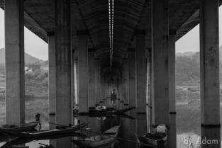 山水画廊 一幅流动的自然诗画